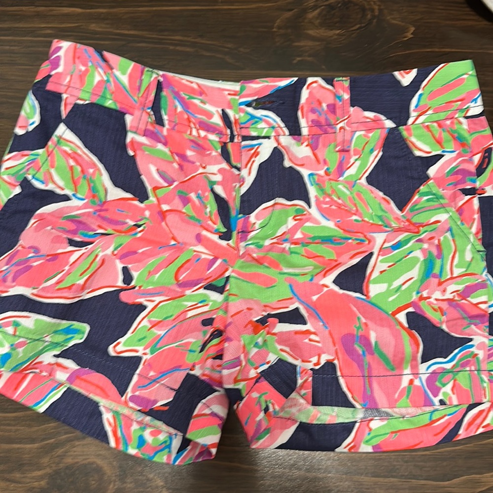 Lilly Pulitzer size 0. The Callahan Shorts
